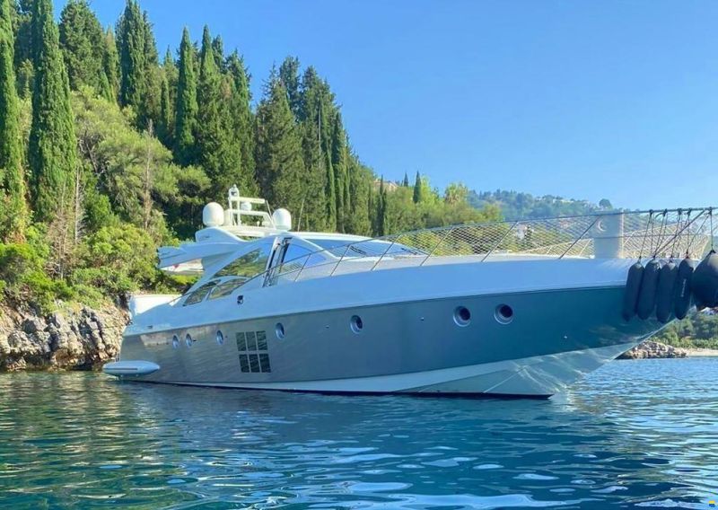 Azimut 86S
