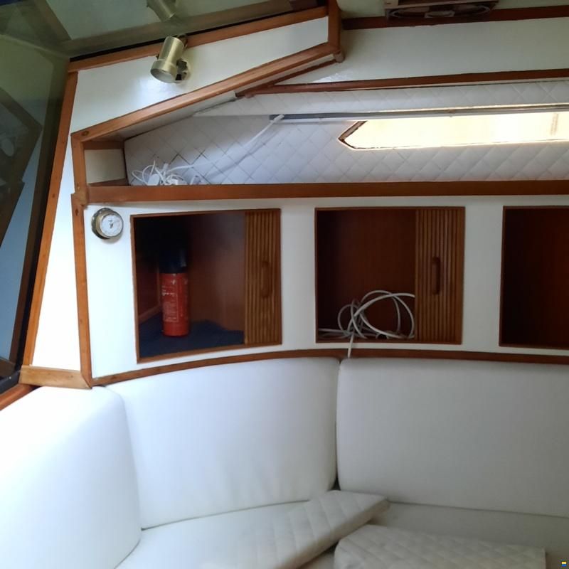 Sea Ray 390 Express