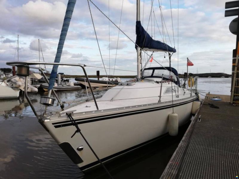 MG Yachts MGC27