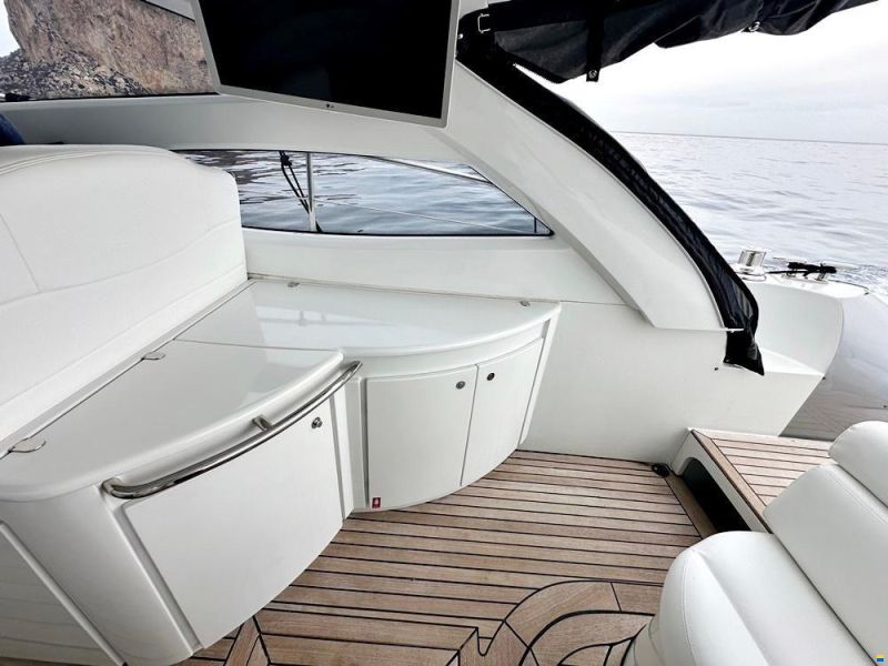 Pershing 50