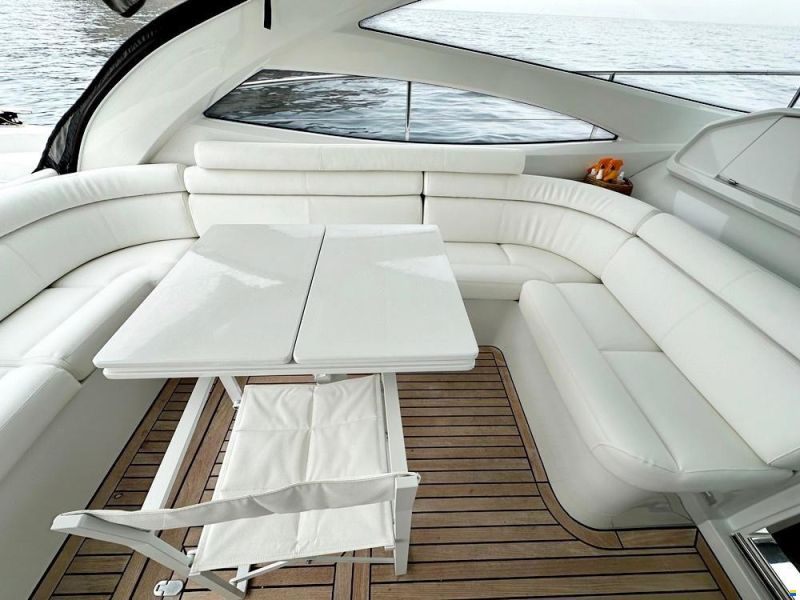 Pershing 50