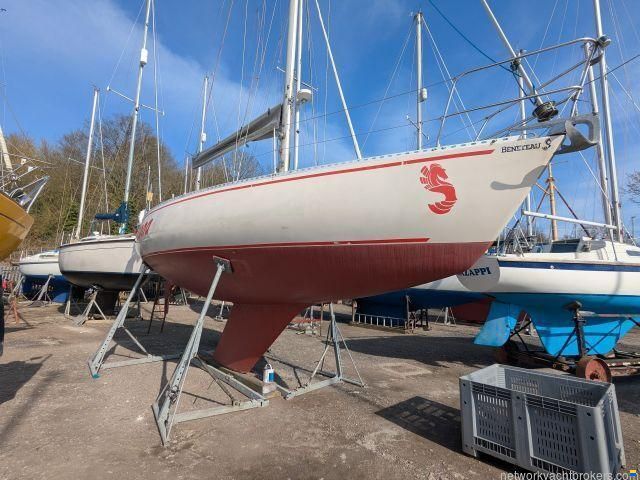 Beneteau First 30