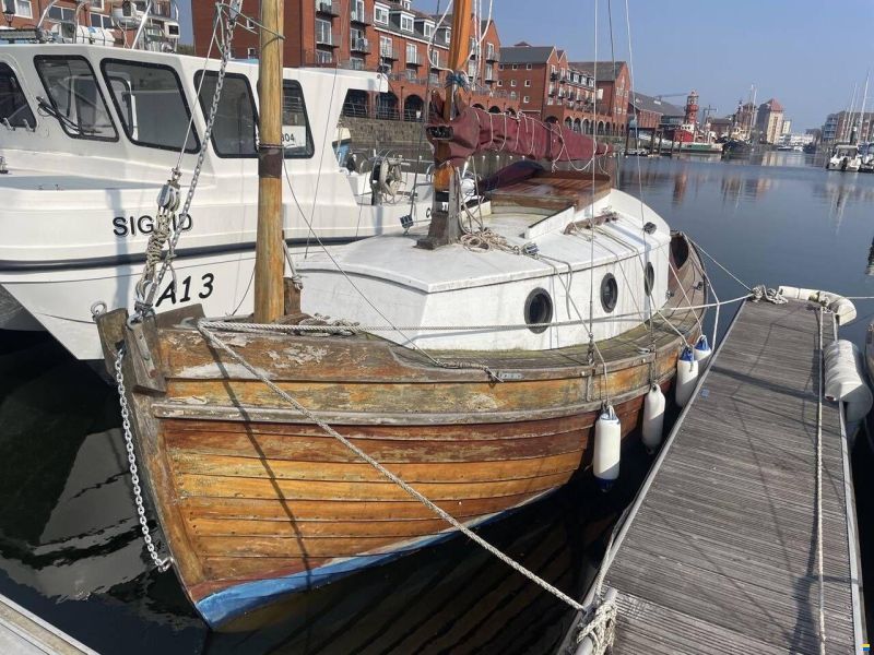 Unclassified Wootton Bridge Day Sailer