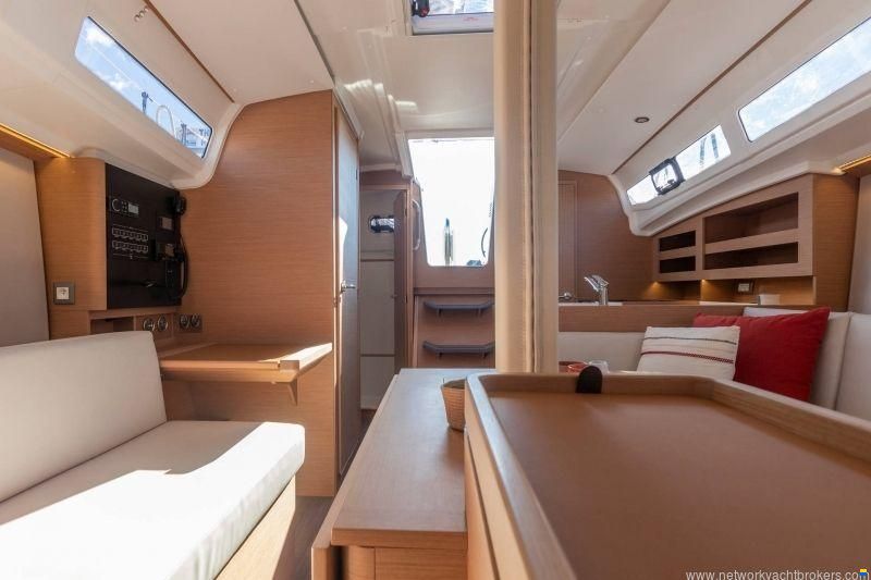 Jeanneau Sun Odyssey 380
