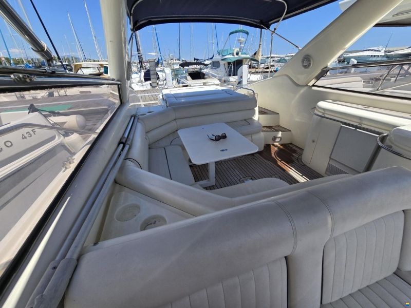 Sunseeker Comanche 40