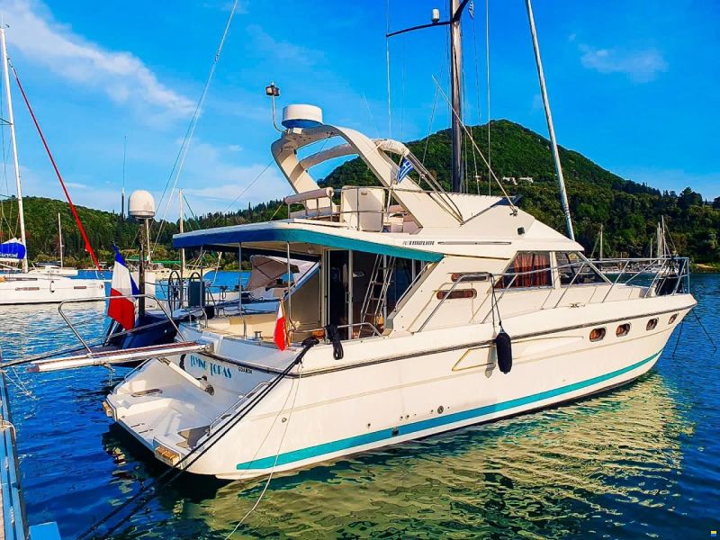 Fairline 43