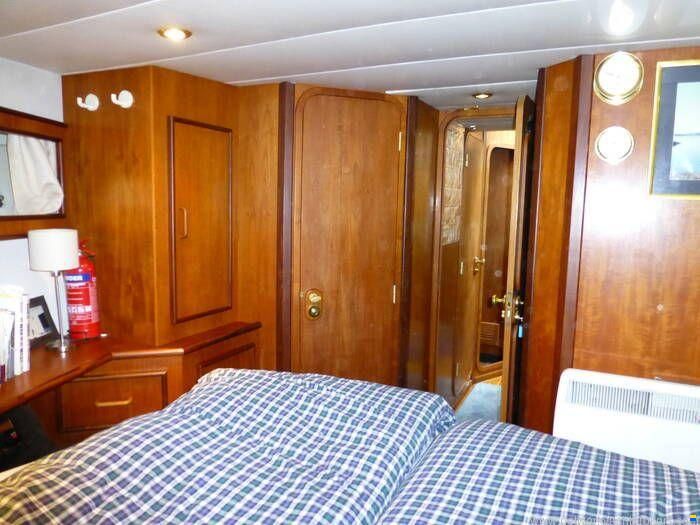 Fairline 50