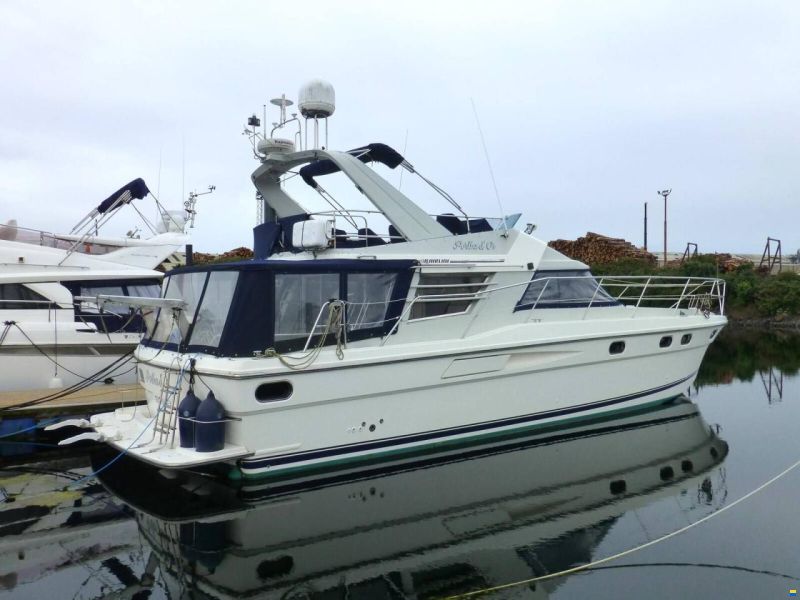 Fairline 50