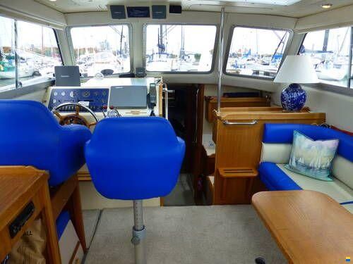 Hardy 32 Commander