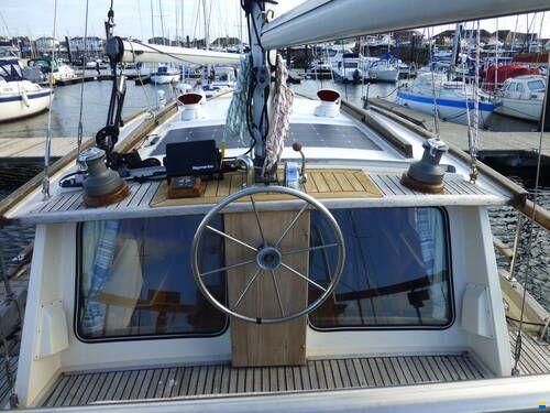 Nauticat 33