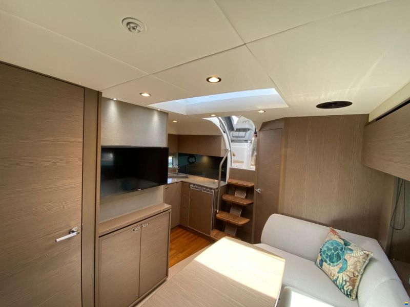 Princess V40