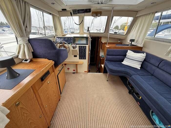 Hardy 32 Commander