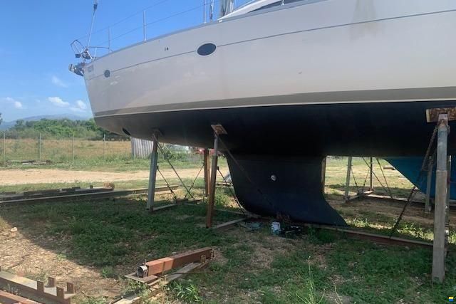 Elan Marine Impression
