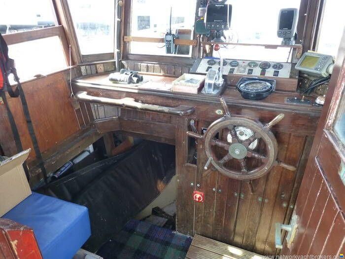Custom Built John Gaff 8.25 fishing boat