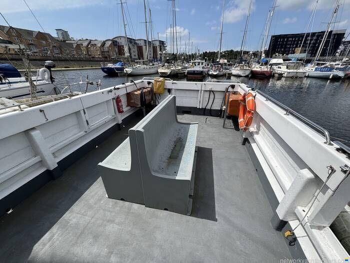 9.5 Catamaran