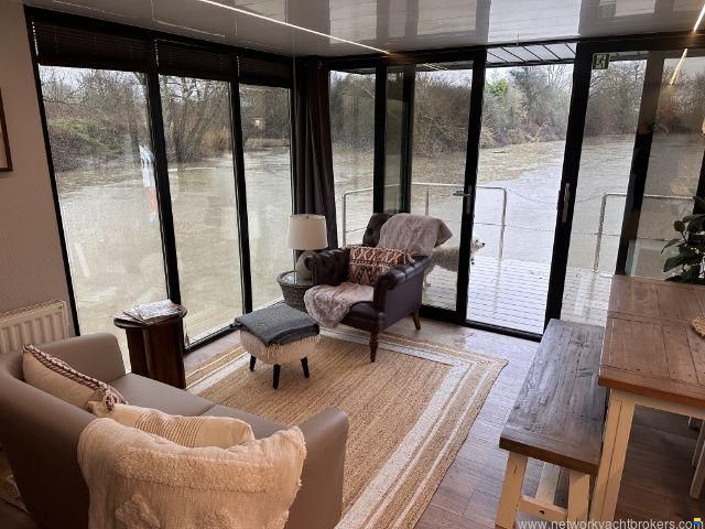 Waterlodge OASIS 3
