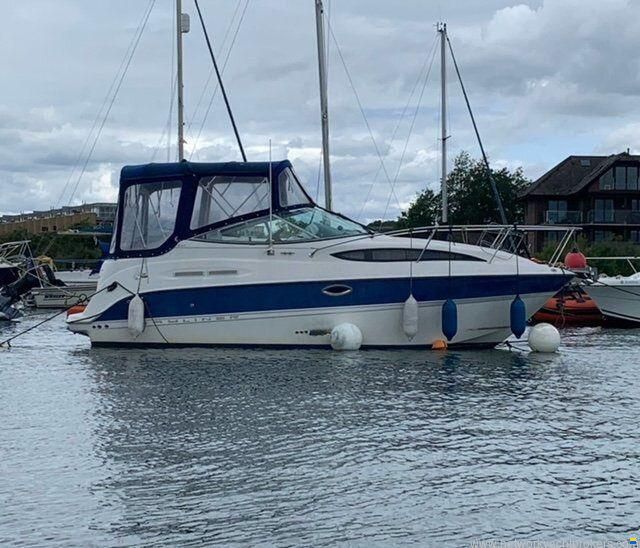 Bayliner 245