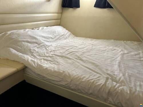 Sunseeker Mystique 42