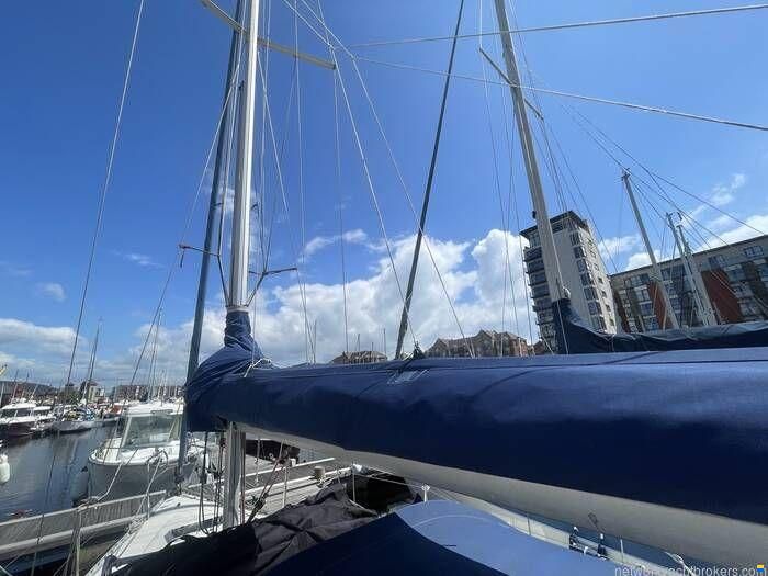 Hanse 301