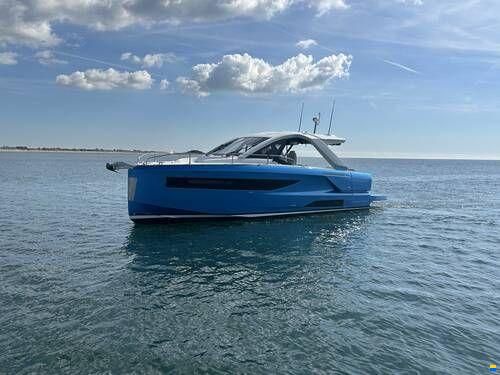 Jeanneau DB37