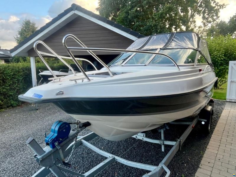 Uttern D55 outboard