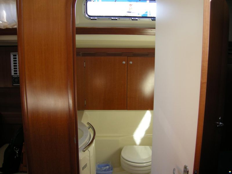 Dufour 44' Performance