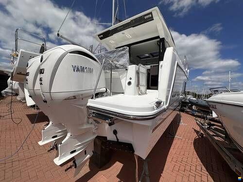 Jeanneau Merry Fisher 1095 Coupe Series 2