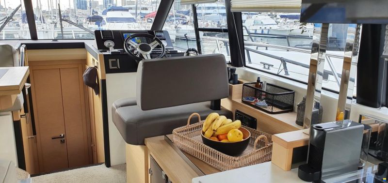 Jeanneau PRESTIGE 420 FLY