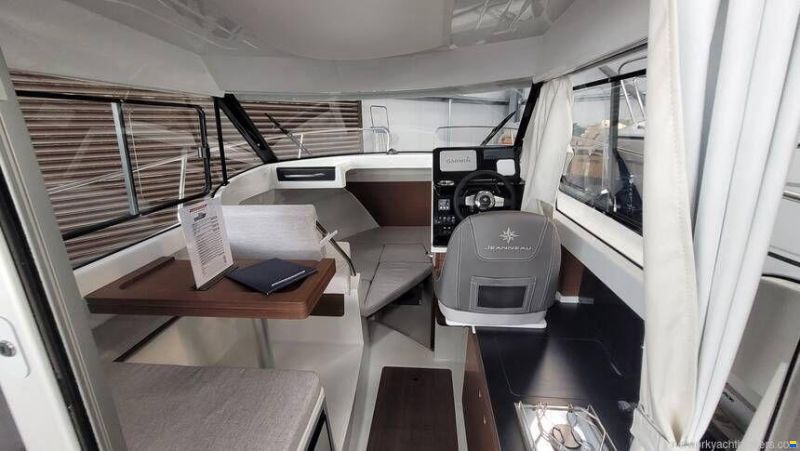 Jeanneau Merry Fisher 695 S2 - High Spec