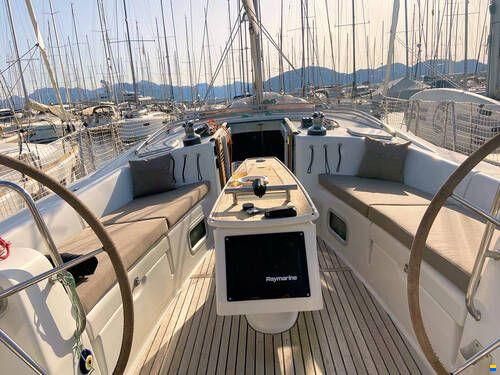 Beneteau Oceanis 43