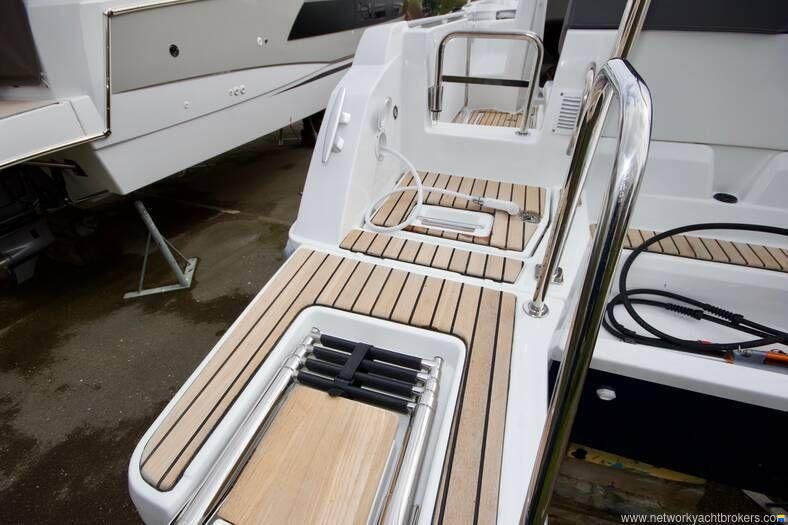 Jeanneau Cap Camarat 6.5WA Series 3