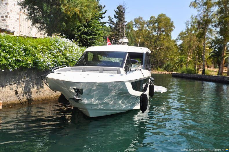 Galeon 325 GTO