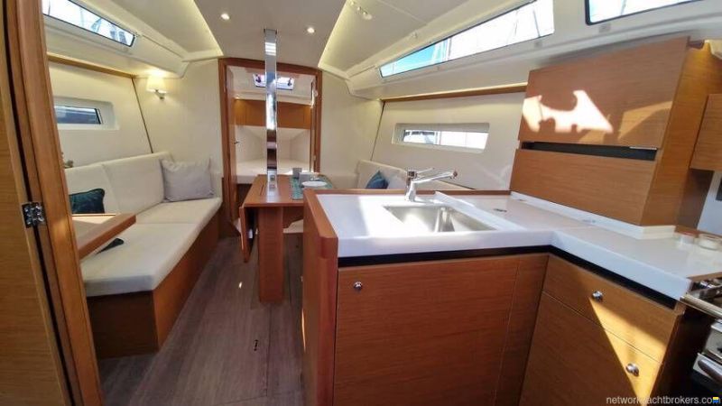 Jeanneau Sun Odyssey 350