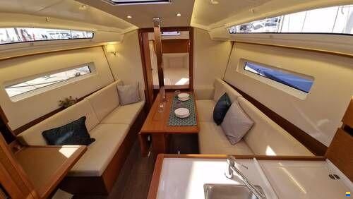 Jeanneau Sun Odyssey 350