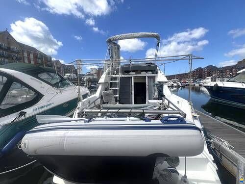 Carver Santego 30