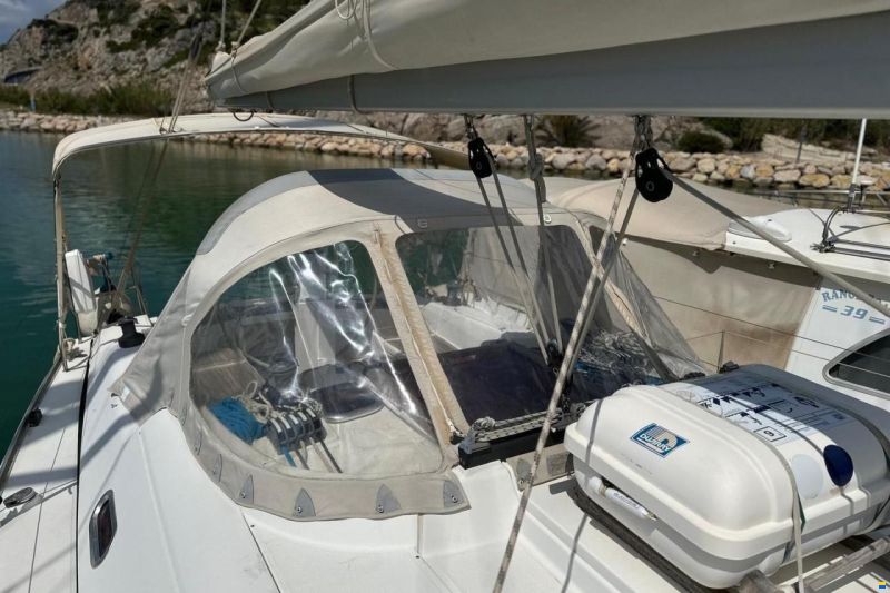 Hanse 370