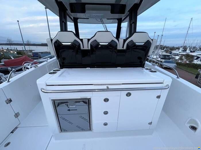 Jeanneau Cap Camarat 10.5 CC