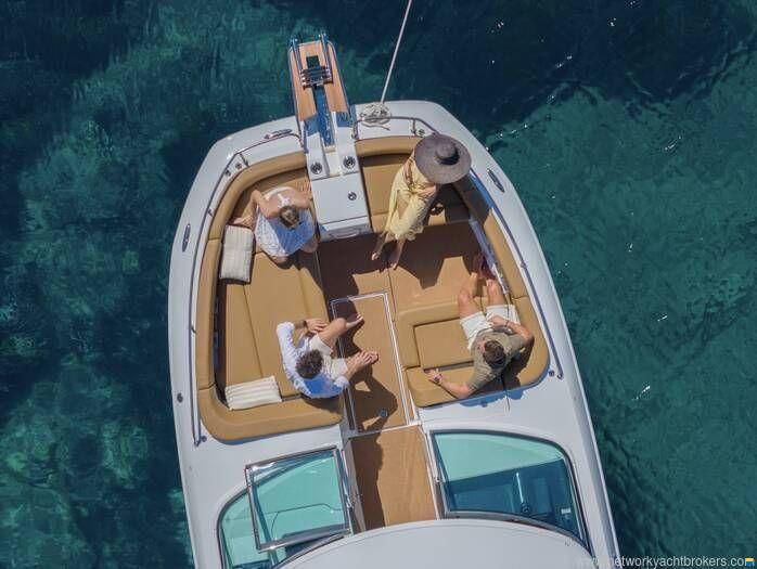 Jeanneau TH33