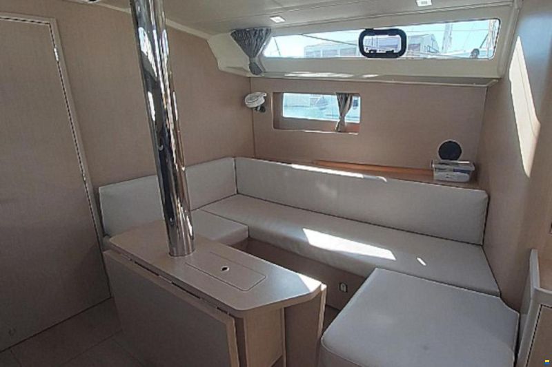 Beneteau Oceanis 41.1
