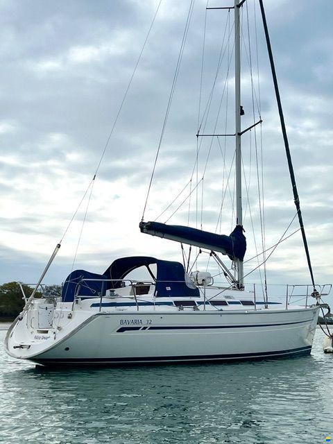 Bavaria 32