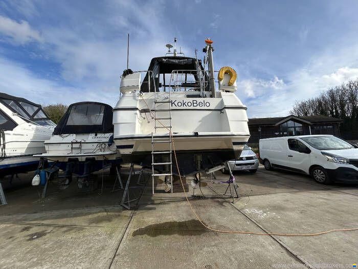 Broom 33
