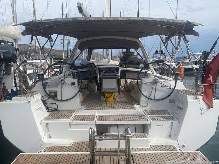 Beneteau Oceanis 48