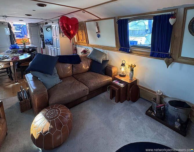 Aqualine Canterbury 70 Barge
