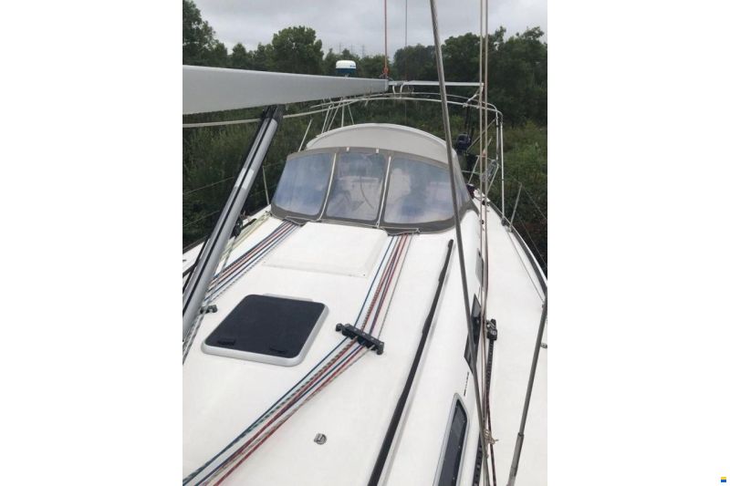 Dufour 40 Performance