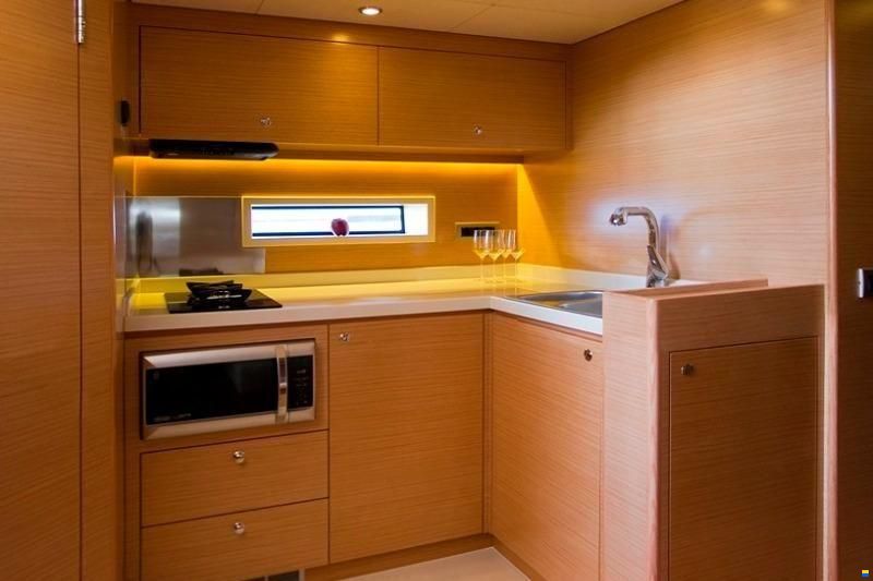 Custom Built Cyrus 13.8 Flybridge