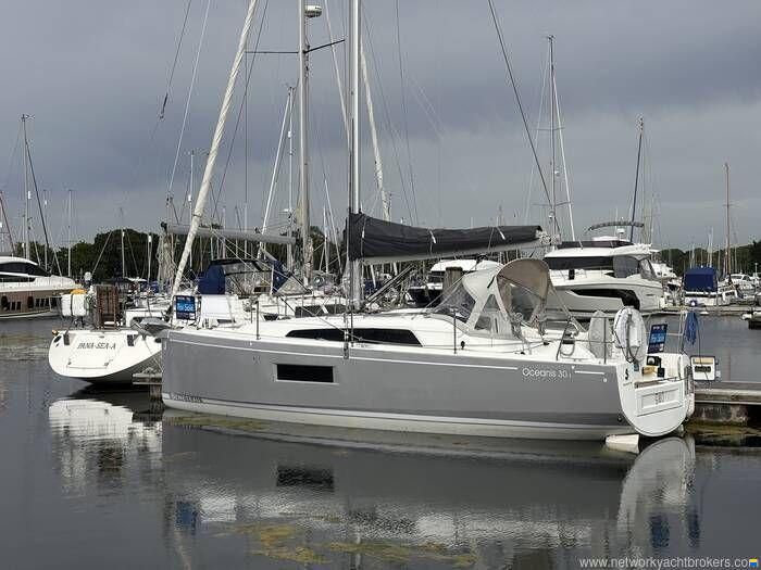 Beneteau Oceanis 30.1