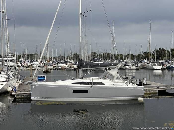 Beneteau Oceanis 30.1