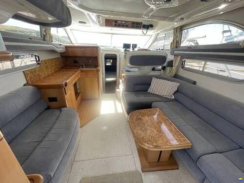 Sealine International F33