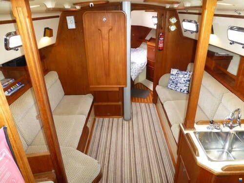 Island Packet 320