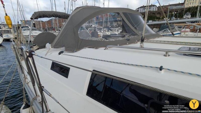Bavaria Cruiser 37